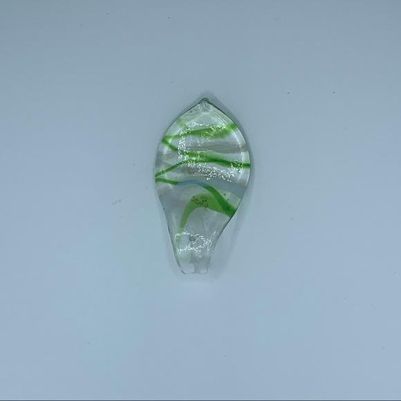 Vintage Beautiful art glass pendant Green Clear White Teardrop Shape - Picture 8 of 9